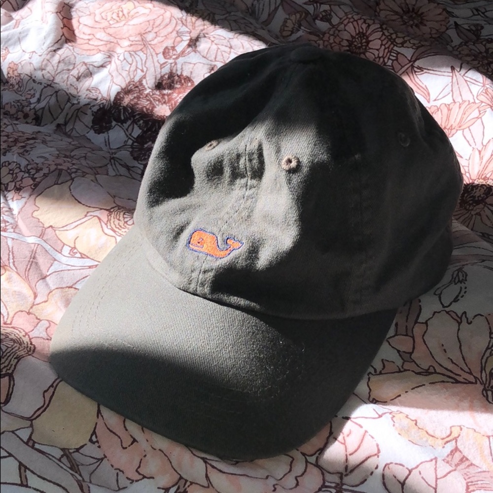 Vineyard Vines baseball cap